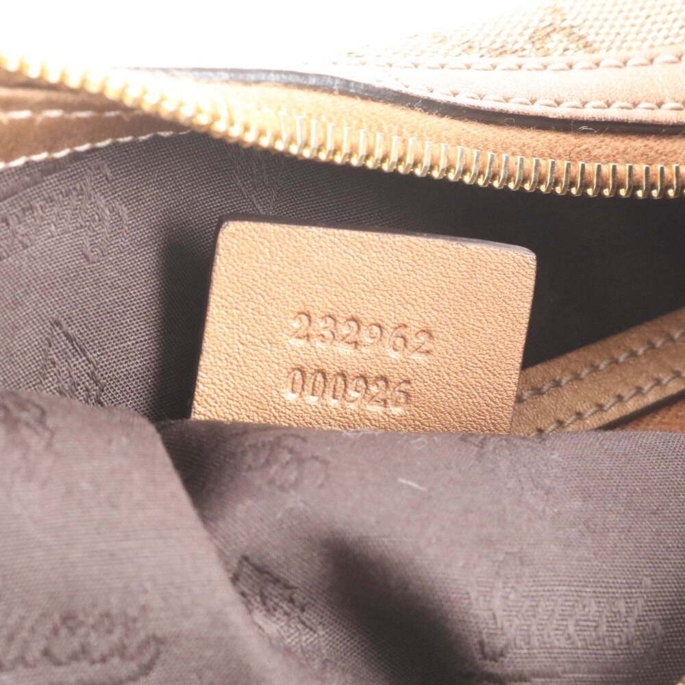 GUCCI Cream Leather Shoulder Bag - Picture 9 of 9